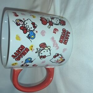 NEW BIOWORLD Hello Kitty Love Mug with Heart Shaped Handle 16 oz